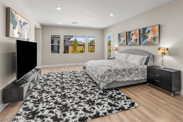 8320 Carlingford Court, Las Vegas, NV 89113