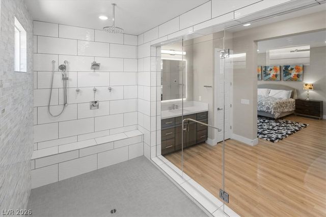 8320 Carlingford Court, Las Vegas, NV 89113