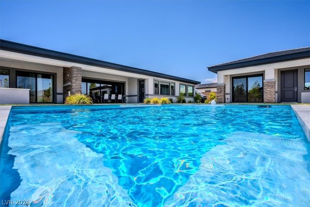 8320 Carlingford Court, Las Vegas, NV 89113