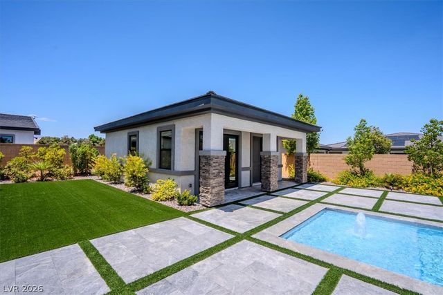 8320 Carlingford Court, Las Vegas, NV 89113