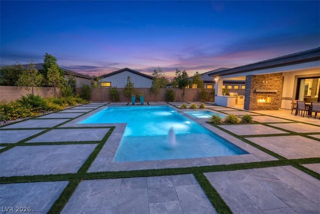 8320 Carlingford Court, Las Vegas, NV 89113