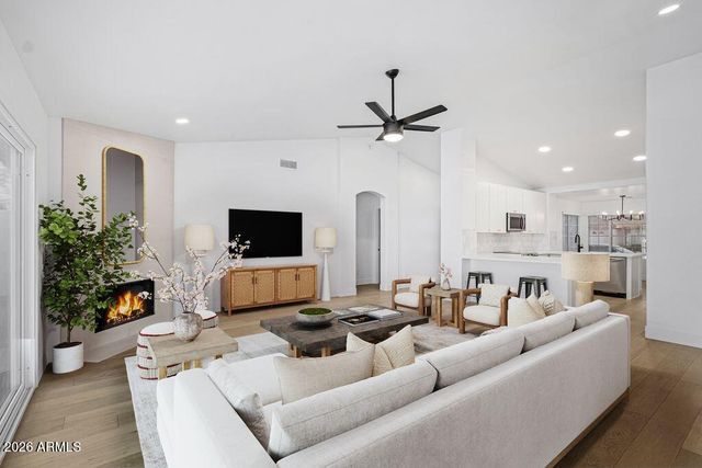 632 W horseshoe Avenue, Gilbert, AZ 85233