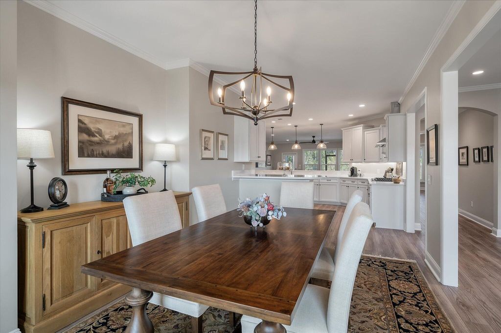 Image 13 of property listing at 706 Spring Highlands Drive, Summerville, SC 29486