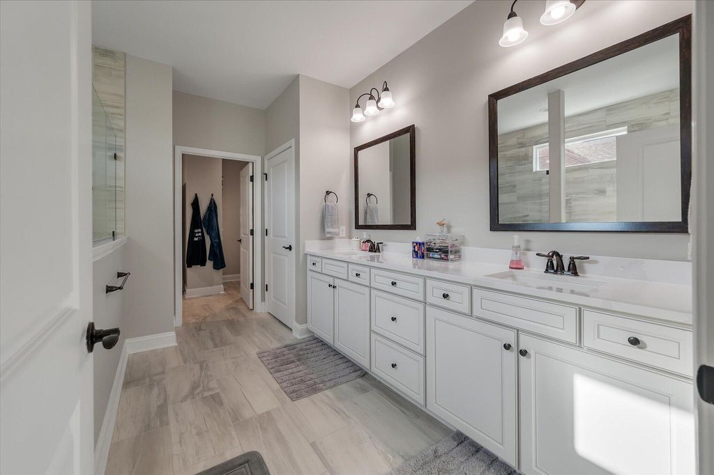 Image 28 of property listing at 706 Spring Highlands Drive, Summerville, SC 29486