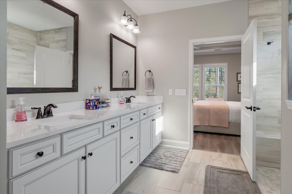 Image 29 of property listing at 706 Spring Highlands Drive, Summerville, SC 29486