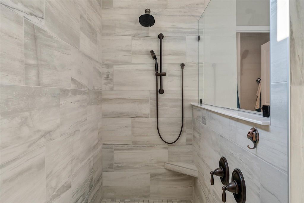 Image 32 of property listing at 706 Spring Highlands Drive, Summerville, SC 29486