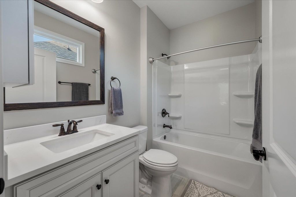 Image 40 of property listing at 706 Spring Highlands Drive, Summerville, SC 29486