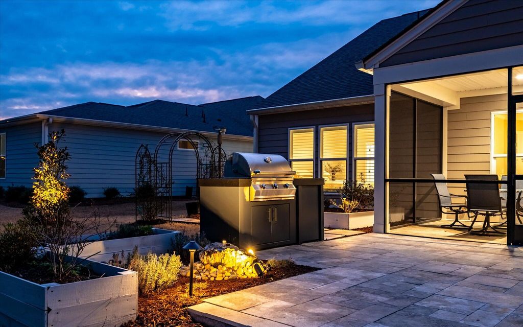 Image 51 of property listing at 706 Spring Highlands Drive, Summerville, SC 29486