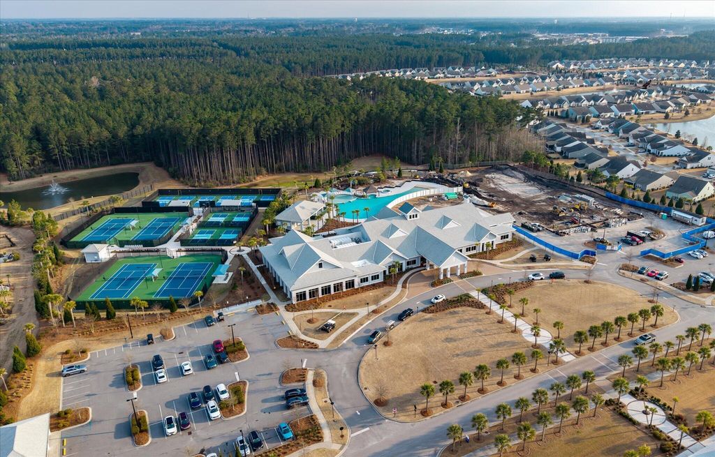 Image 62 of property listing at 706 Spring Highlands Drive, Summerville, SC 29486