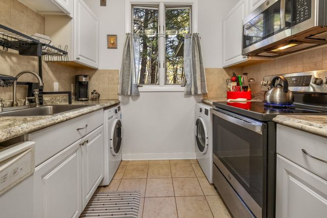 1191 Baker Turn # 3C, Hartford, VT 05059