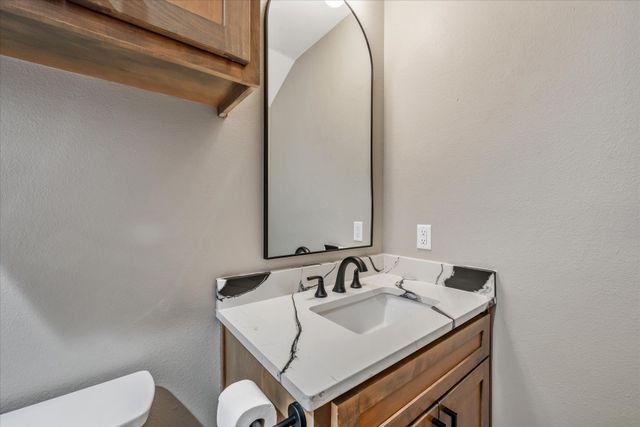 5055 County Road 3802, Bullard, TX 75757