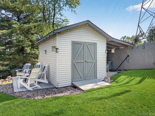 15 Central Highway, New City, NY 10956