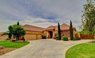 2568 S RIATA Court, Gilbert, AZ 85295