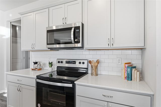 3106 NW Westwood Street, Ankeny, IA 50023