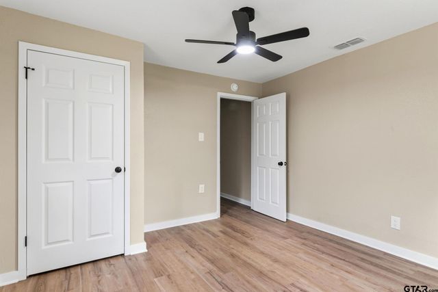 205 Hollywood St, Arp, TX 75750