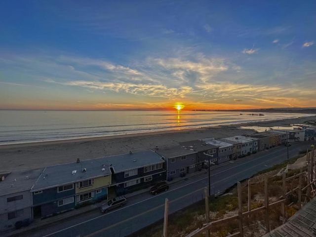 230 Rio Del Mar Boulevard F, Aptos, CA 95003