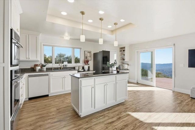 16999 Mcgill Road, Saratoga, CA 95070