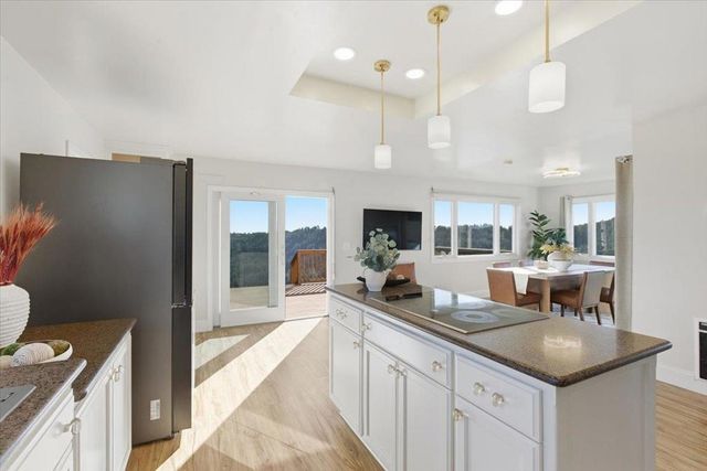 16999 Mcgill Road, Saratoga, CA 95070