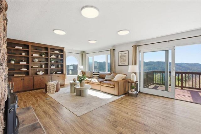 16999 Mcgill Road, Saratoga, CA 95070