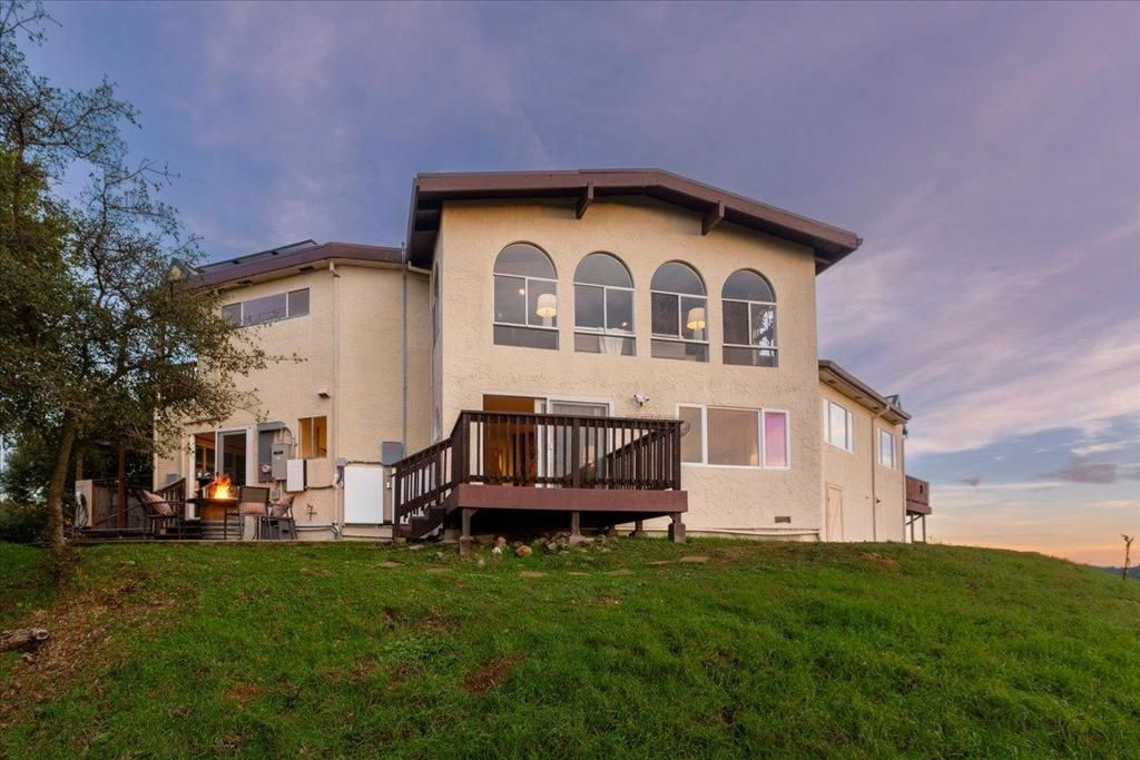 16999 Mcgill Road, Saratoga, CA 95070