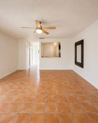 322 N Federal Highway 239, Deerfield Beach, FL 33441