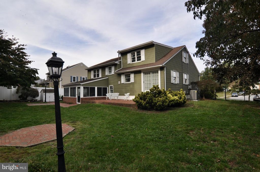 412 PARKVIEW DR, MOUNT HOLLY, NJ 08060 — photo 5