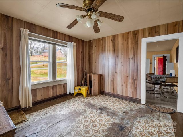 120 Maple Ridge Road, Candler, NC 28715