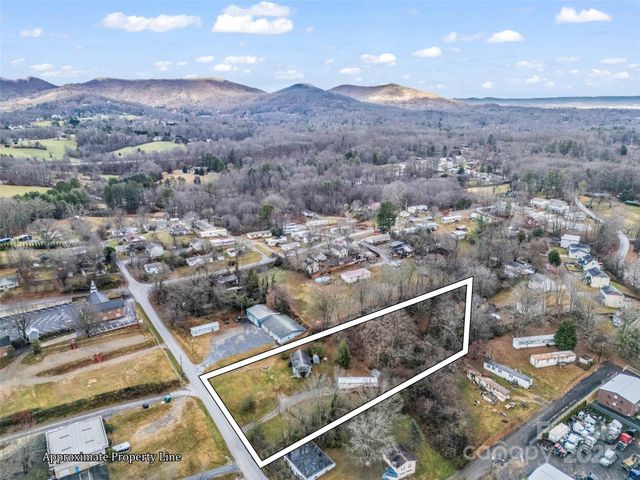 120 Maple Ridge Road, Candler, NC 28715