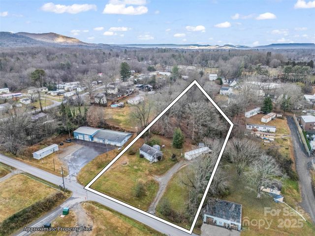 120 Maple Ridge Road, Candler, NC 28715