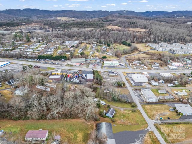 120 Maple Ridge Road, Candler, NC 28715