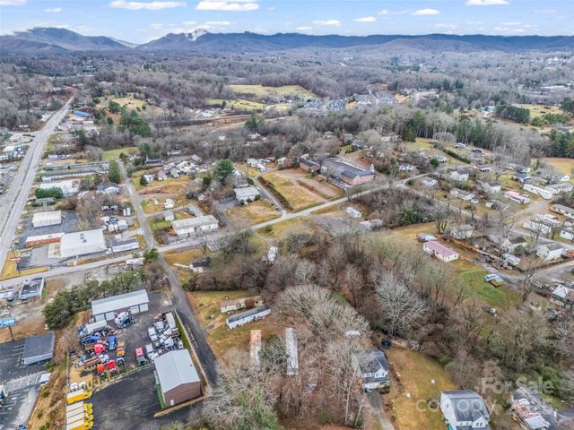 120 Maple Ridge Road, Candler, NC 28715