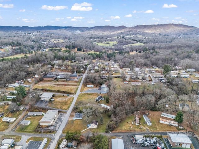 120 Maple Ridge Road, Candler, NC 28715