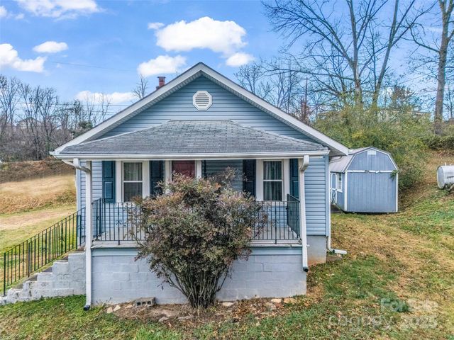 120 Maple Ridge Road, Candler, NC 28715