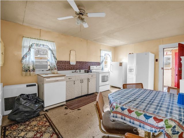 120 Maple Ridge Road, Candler, NC 28715