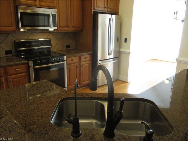 270 Plumstead Lane, Clemmons, NC 27012