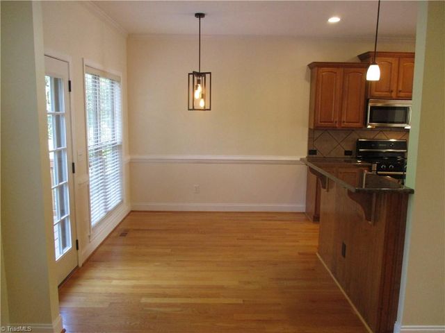 270 Plumstead Lane, Clemmons, NC 27012
