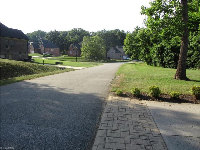 270 Plumstead Lane, Clemmons, NC 27012