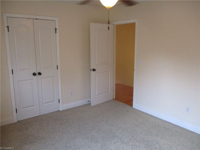 270 Plumstead Lane, Clemmons, NC 27012