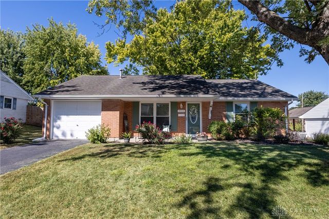 3915 Sparkhill Drive, Mad River Twp, OH 45323