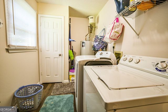 110 Clearview Circle, Mcdonough, GA 30253