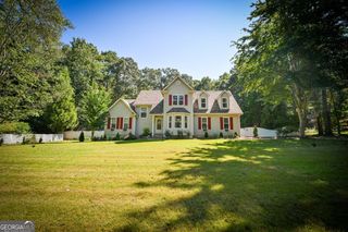 110 Clearview Circle, Mcdonough, GA 30253