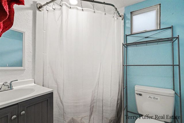 488 W Southern Avenue, Muskegon, MI 49441
