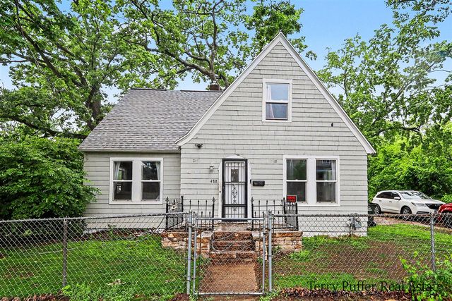 488 W Southern Avenue, Muskegon, MI 49441