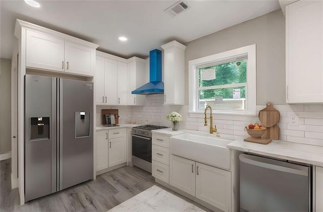 3275 Dodson Drive, East Point, GA 30344