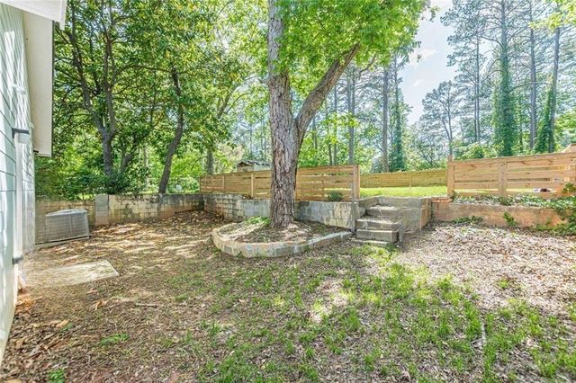 3275 Dodson Drive, East Point, GA 30344