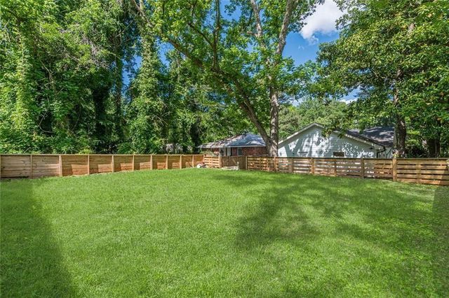 3275 Dodson Drive, East Point, GA 30344