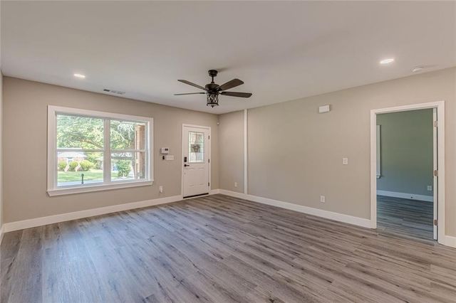 3275 Dodson Drive, East Point, GA 30344