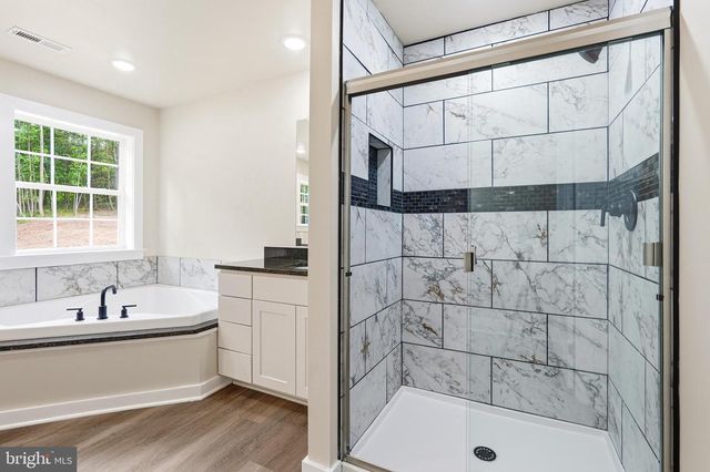 131 TRIUMPH LN., Hedgesville, WV 25427
