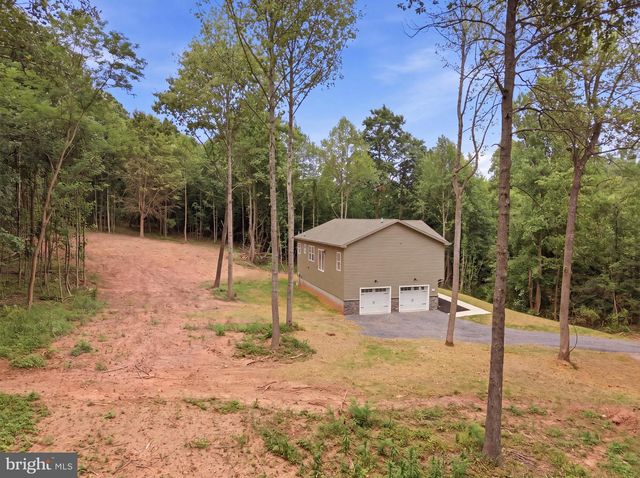 131 TRIUMPH LN., Hedgesville, WV 25427