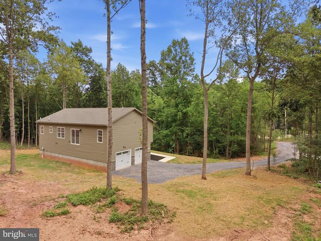 131 TRIUMPH LN., Hedgesville, WV 25427